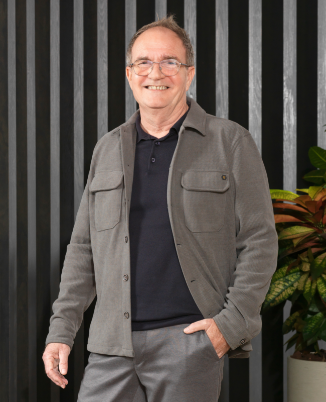 Arno van Helvoirt - adviseur binnendienst Please